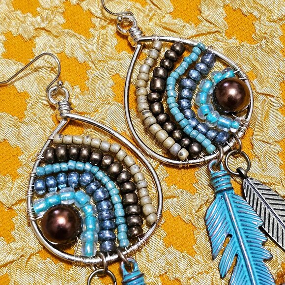 Artisan Hand Crafted Earrings Gold Teardrop Hoop Aqua Beige Brown Beaded Pierced - Picture 4 of 9